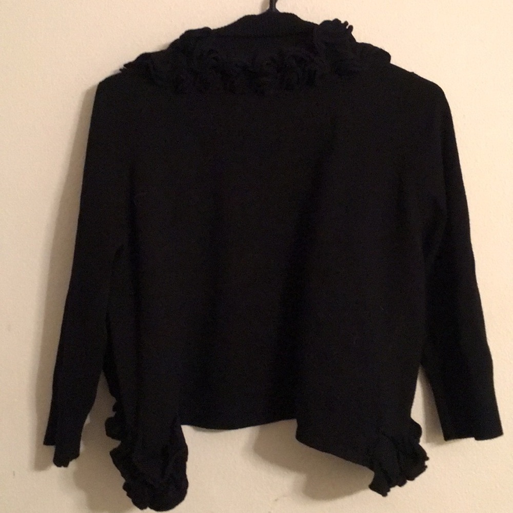 Mosca Ruffle Shrug Sweater - Picture 5 of 6